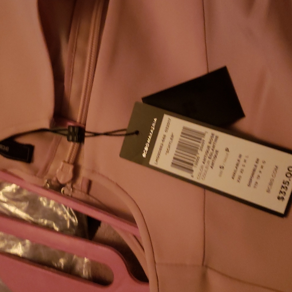 BCBG MaxAzria - Picture 5 of 5